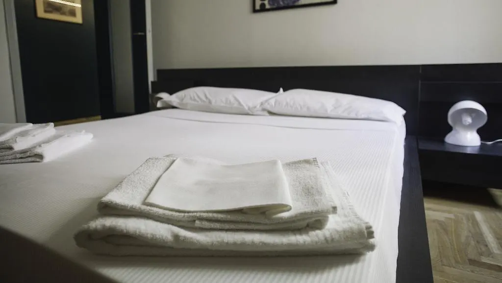 Italianway-Merlo Apartment Milan